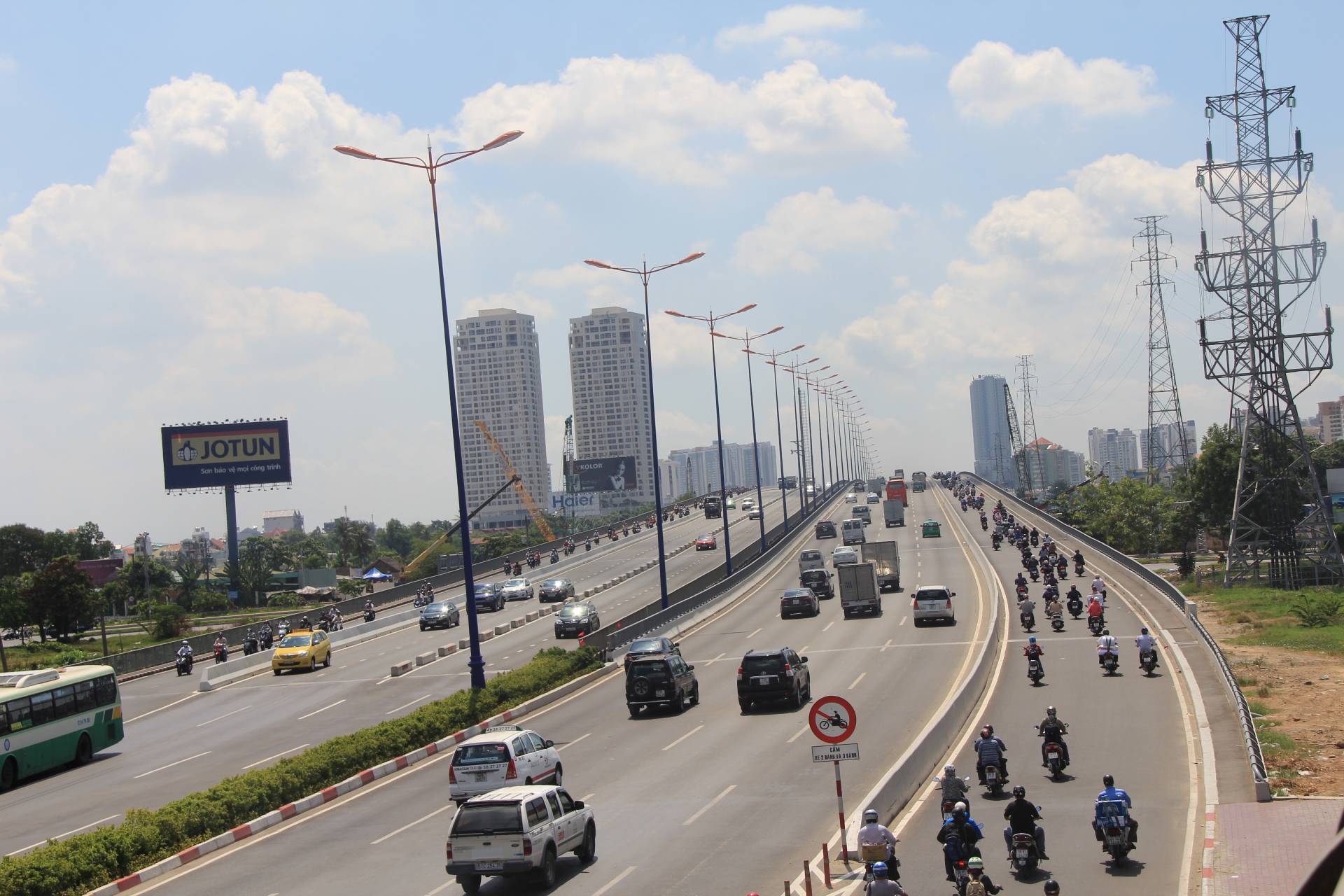 Investment in construction of Saigon Bridge 2